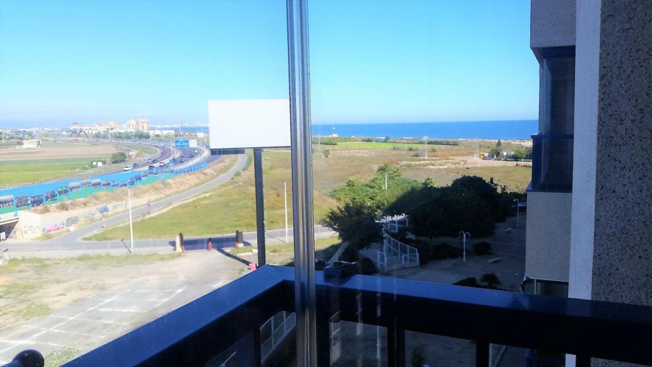 Suntimes Patacona Beach Apartment Валенсия Екстериор снимка